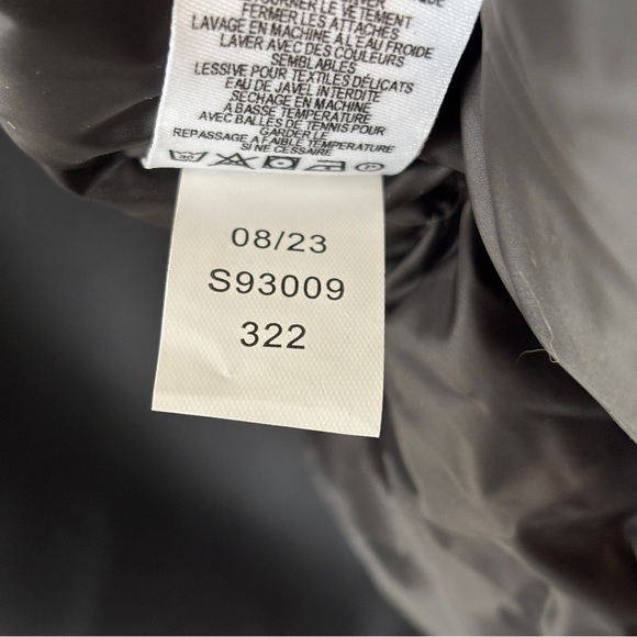 Mercer Collective Saks fifth avenue black Betsy Asymmetric Down Parka small NWT - Picture 12 of 16